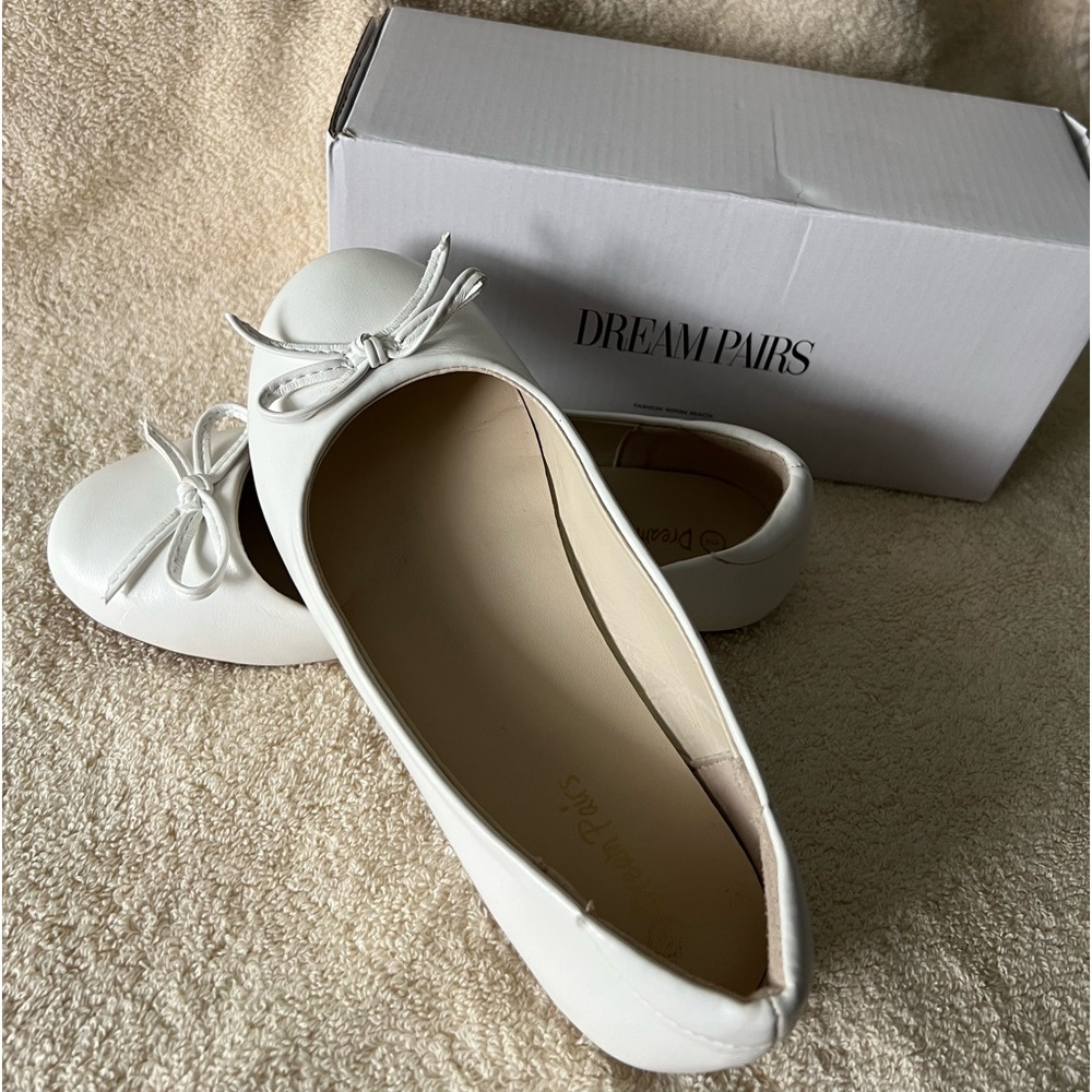 Girls shoes